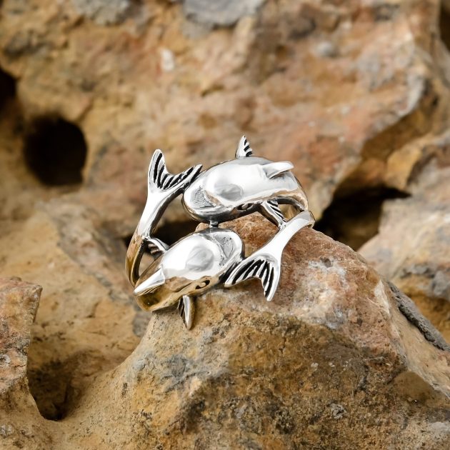 Dolphin Ring