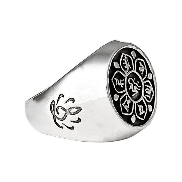 Tibetan Mantra Ring