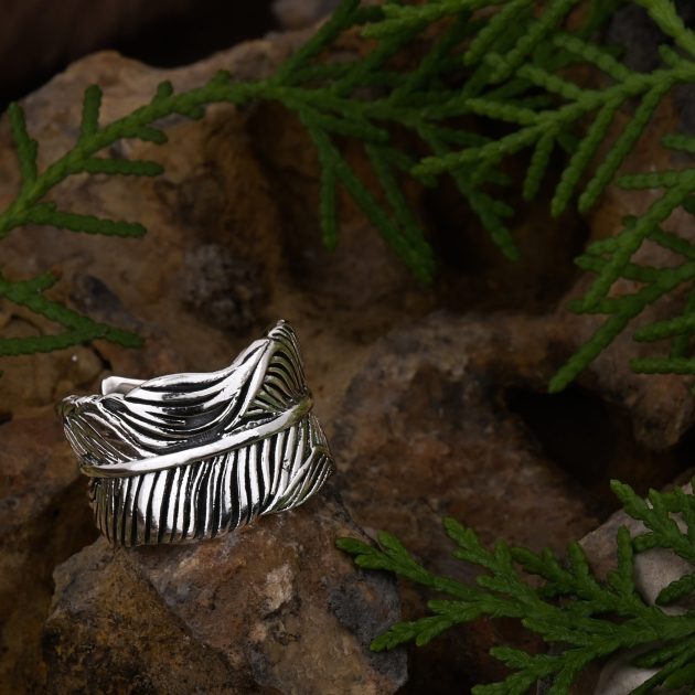 Feather Ring