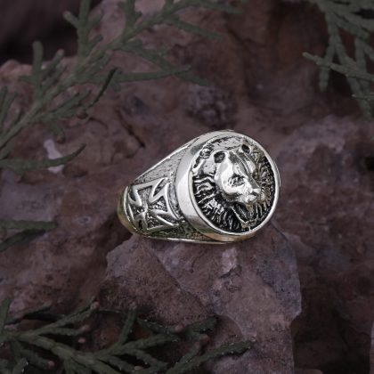 Lion Head Crest Ring