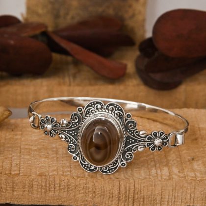 Filigree Oval Bangle