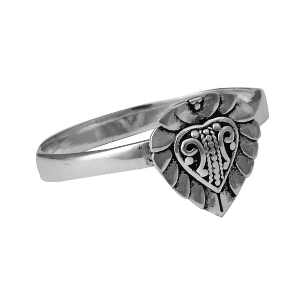 Indonesian Leaf Ring